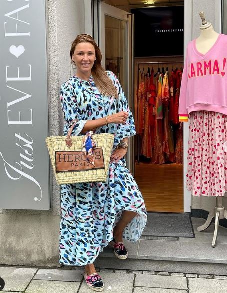 Simone Lambe loves shopping