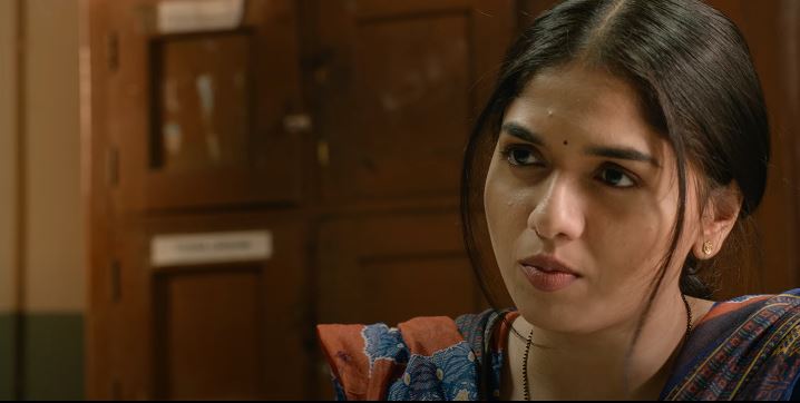 South Indian actress Sunaina acted as Vidya in the film