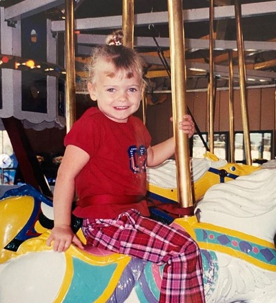 Summer McKeen childhood picture