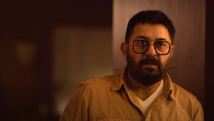 The role of Vishnu is acted by Arvind Swami