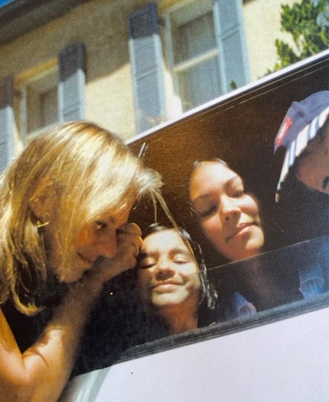 Valerie Velardi with her daughters