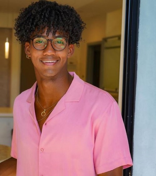 Yai Ariza Columbian Dancer who is best known as a boyfriend of Lil Nas X (American rapper, singer, and songwriter)