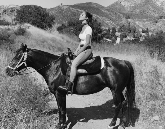 Alicia Sanz loves horse riding