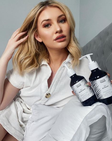 Amy Hart endorsed various brands