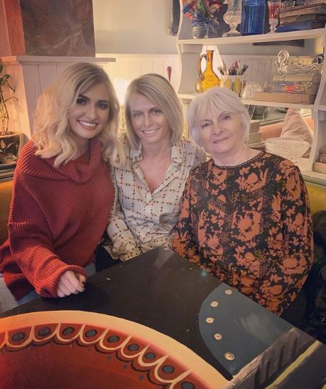 Amy Hart with her mother Sue Hart and grandmother