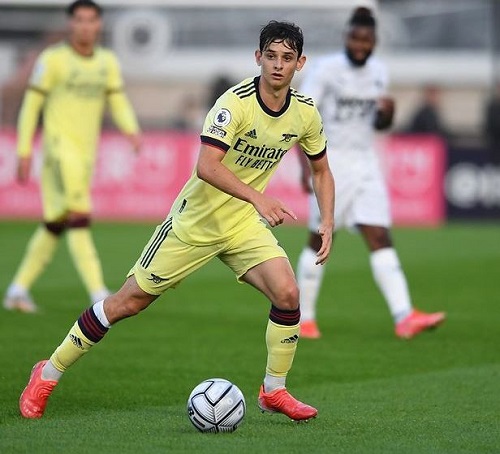 Charlie Patino plays for The Arsenal Football Club