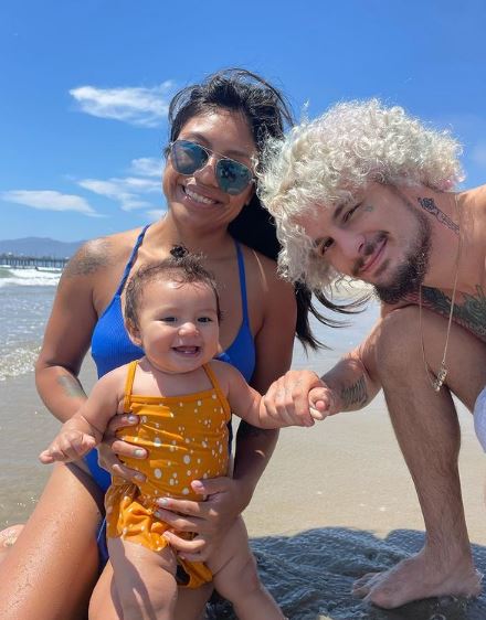 Danya Gonzalez with her daughter and boyfriend