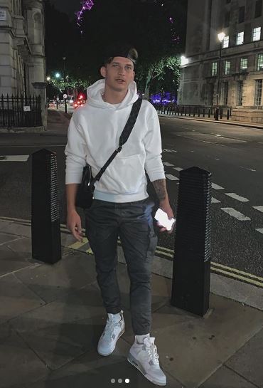 Dennis Cirkin height