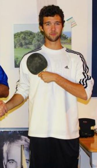 Dylan Macdonald likes to play tennis