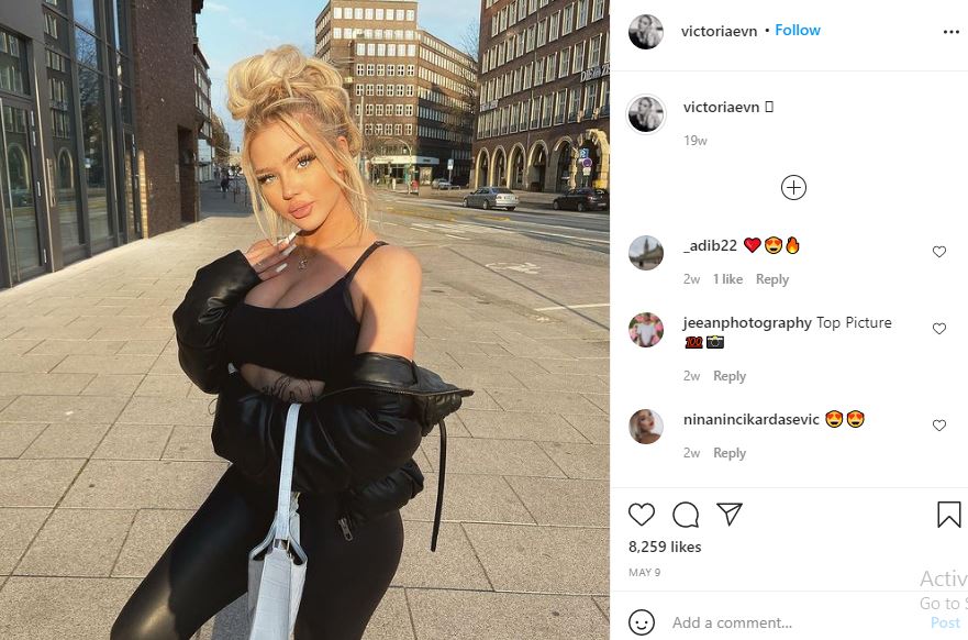 Elaine Victoria's first IG post