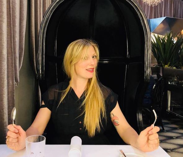 Elvira Lind is a foodie