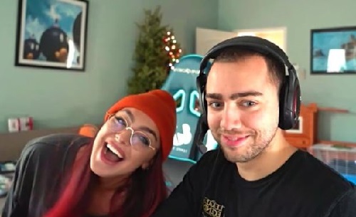 Emily Rinaudo with her brother Matthew Rinaudo aka Mizkif