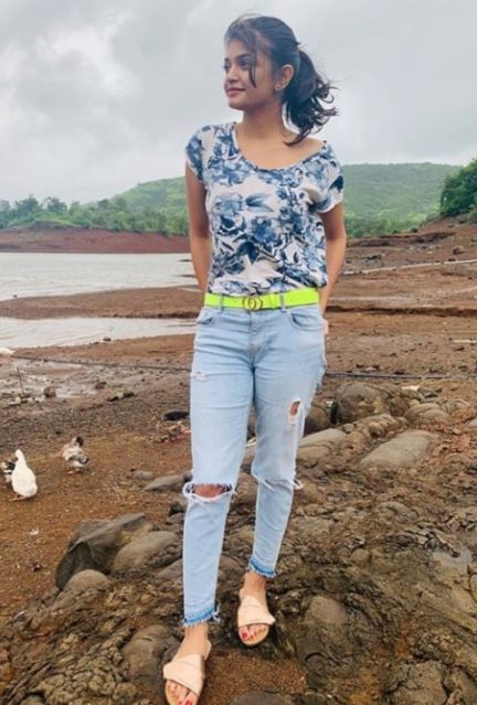 Ishwari Deshpande height