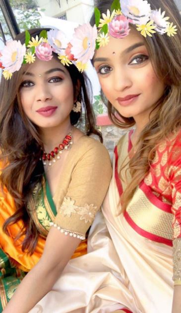 Ishwari Deshpande with her bestie
