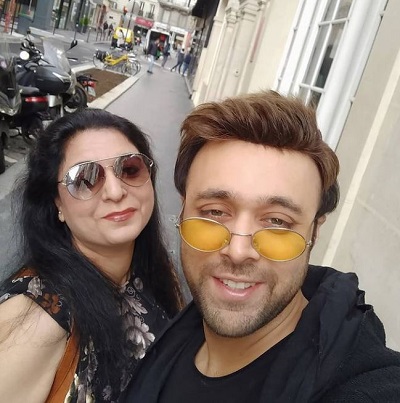 Jagnoor Aneja with his mother Mintoo Aneja