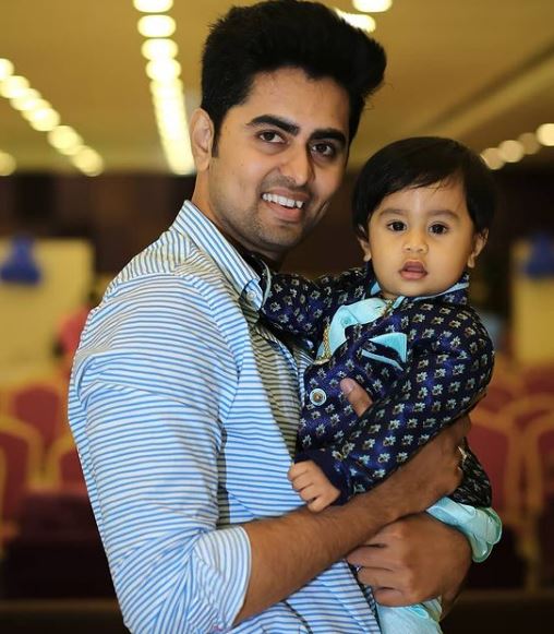 Jaswanth Padala with his nephew Advaith Akula
