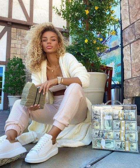 Jena Frumes net worth