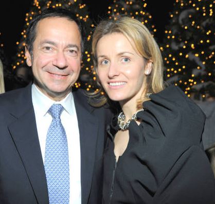 Jenny Paulson with her spouse John Paulson