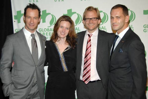 Justine Musk with her friends