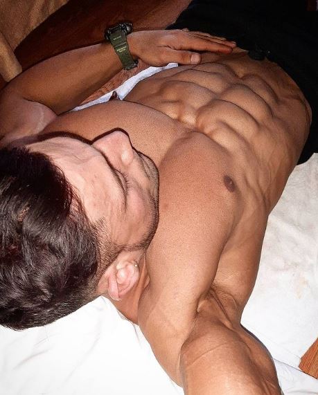 Manoj Patil abs