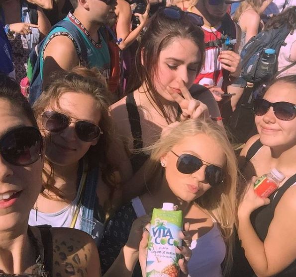 Memphis with her friends