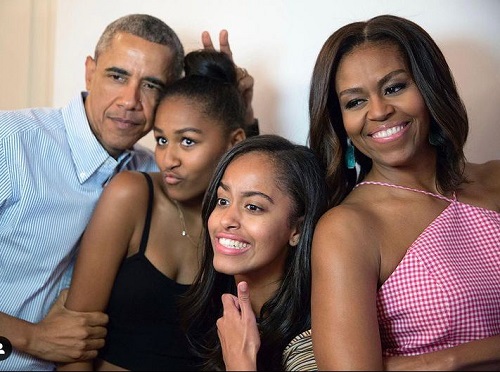 Michelle Obama Daughters Malia Obama, Natasha Obama & Husband Barack Obama