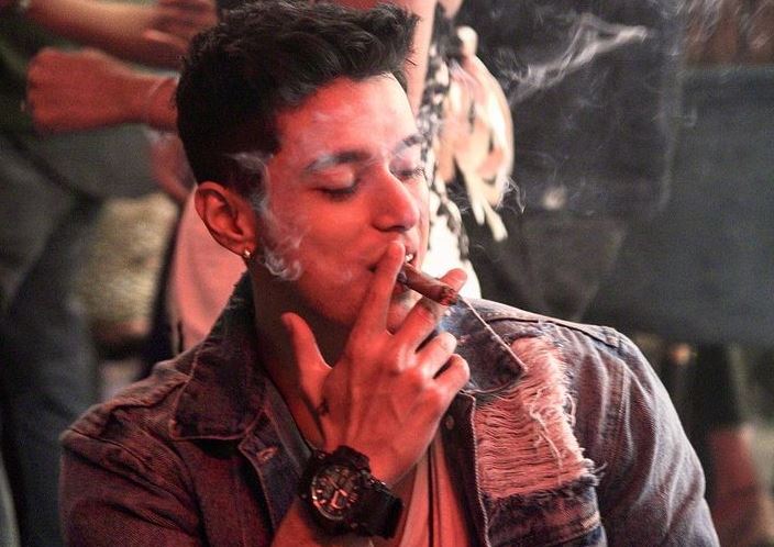 Pratik Sehajpal has a habit of smoking