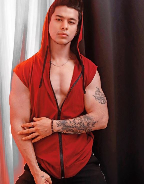 Pratik Sehajpal tattoos