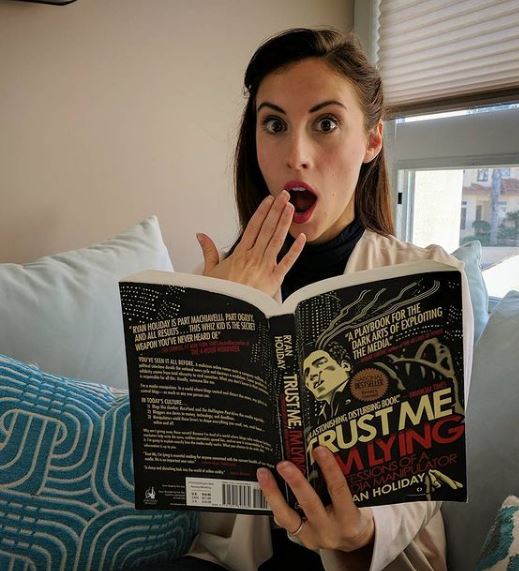 Stephanie Patrick loves reading books