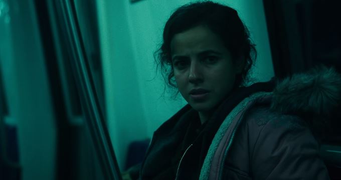 The lead role of Ambar is played by Cristina Rodlo