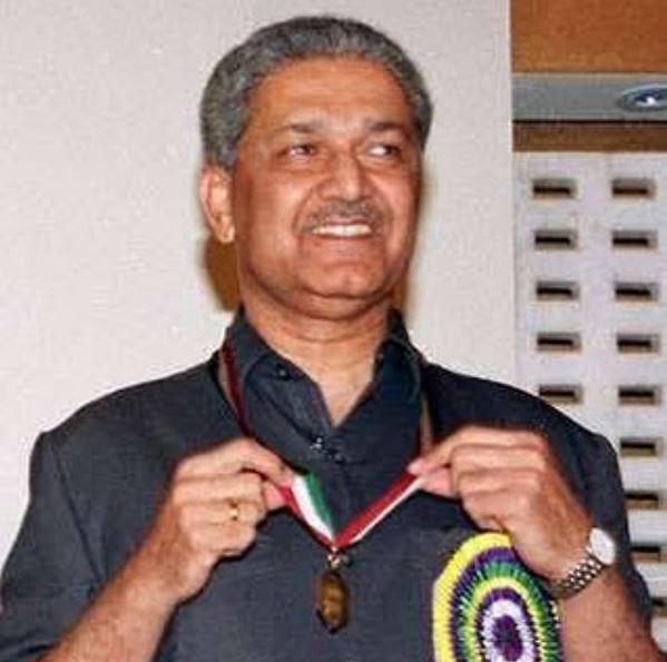 Abdul Qadeer Khan husband of Henny Qadeer Khan