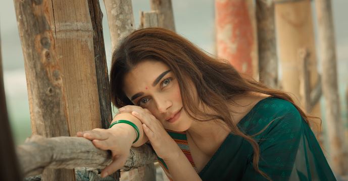 Actress Aditi Rao Hydari played the lead role of Mahalakshmi aka Maha