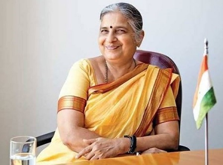 Akshata Murthy mother Sudha Murthy