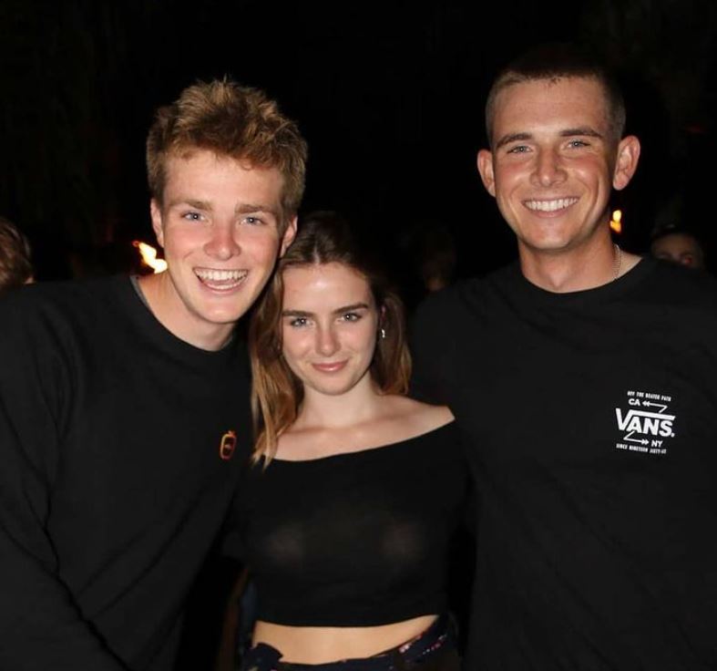 Alex Warren with his sister and brother