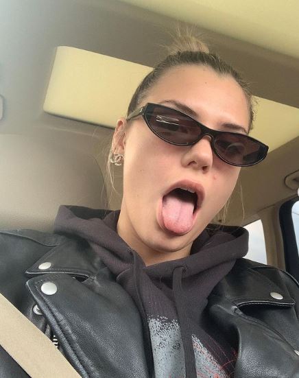 Alissa Violet facts