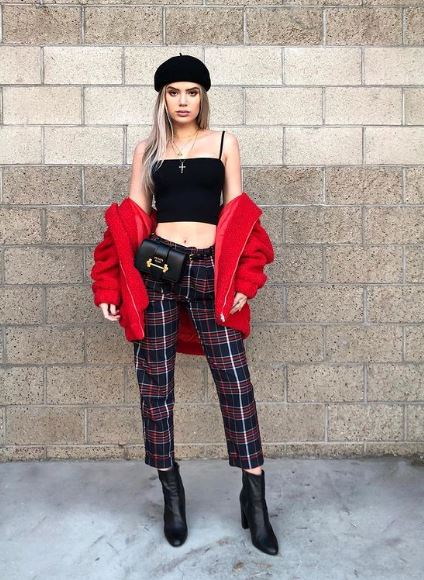 Alissa Violet height