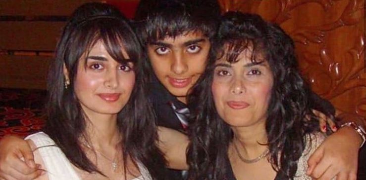 An old photo of Lana Rose with her brother and mother