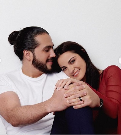 Andres Tovar with his wife Claudia Martin