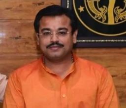 Ashish Mishra Family, Caste & Religion