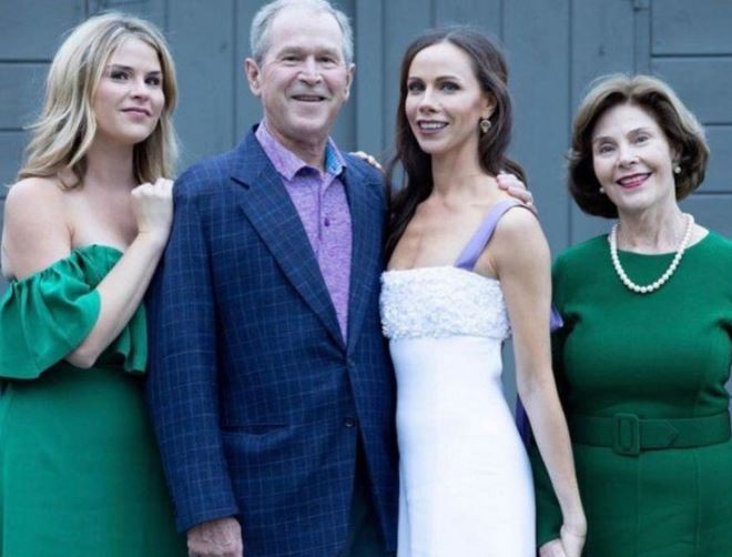 Barbara Bush with her parents and sister