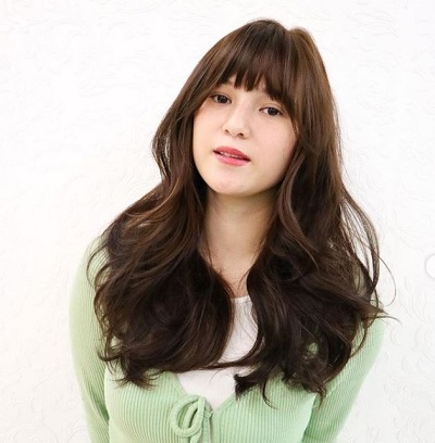 Barbie Imperial is the daughter of Bing Imperial (mother) and Nelson Imperial (father)