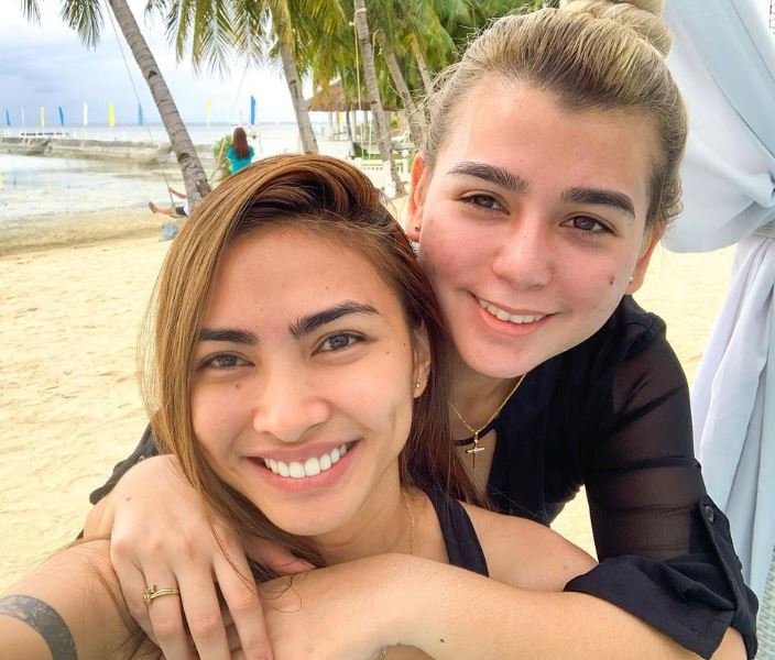Beatrice Luigi Gomez and Kate