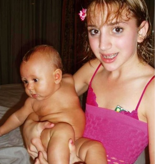 Bianca Wallace when she was 12 years old with her younger sister