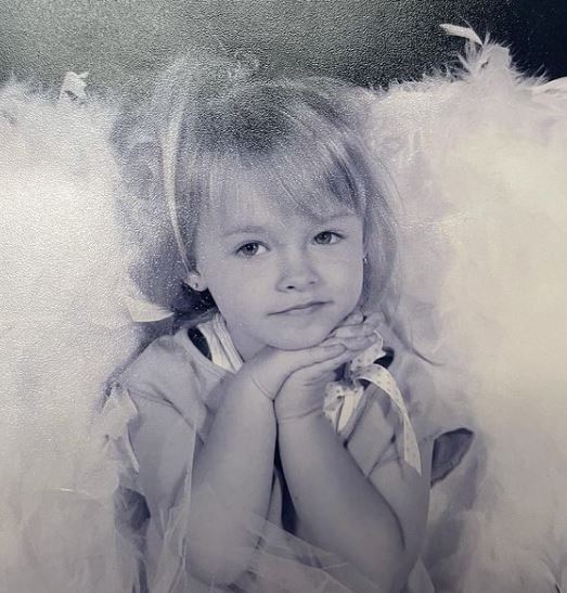 Childhood photo of Zoe Laverne