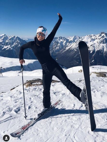 Denitsa Ikonomova doing ice skatting