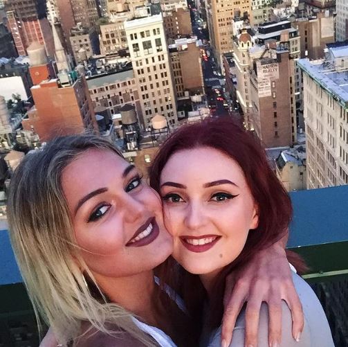 Emma Krokdal with her sister Maja Krokdal