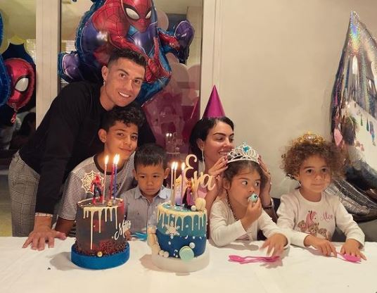 Georgina Rodriguez with her family