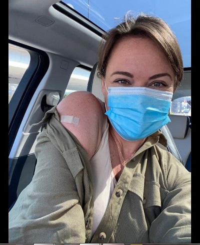 Heather Du Plessis-Allan vaccinated