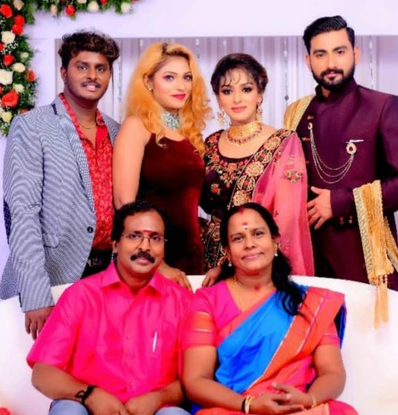 Iykki Berry with her family members