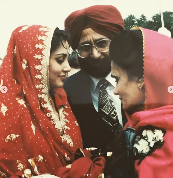 Jyoti Gondek father and mother
